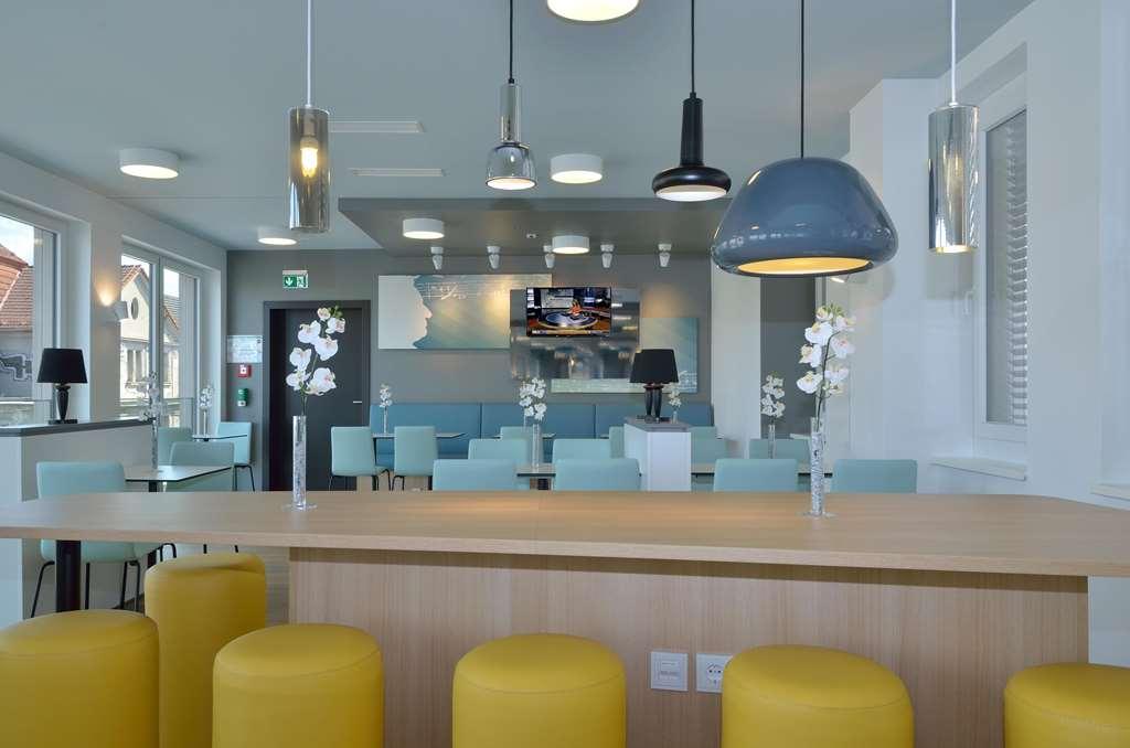 B&B Hotel Halle Halle  Restaurant photo